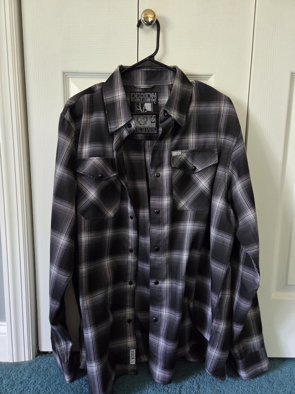 DIXXON The Static Black & Gray Plaid Long-Sleeve Button-Down Shirt Size Large